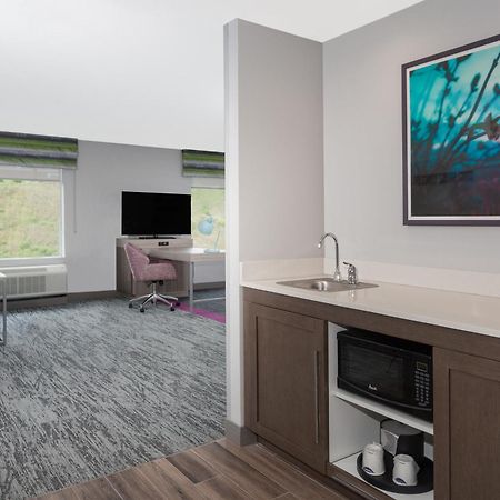 Hampton Inn & Suites Rocky Hill - Hartford South Экстерьер фото