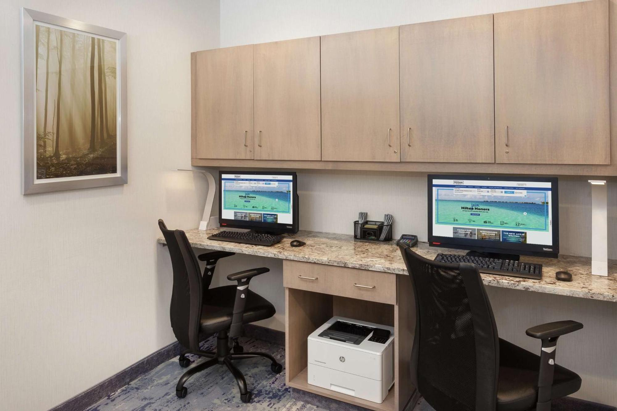 Hampton Inn & Suites Rocky Hill - Hartford South Экстерьер фото